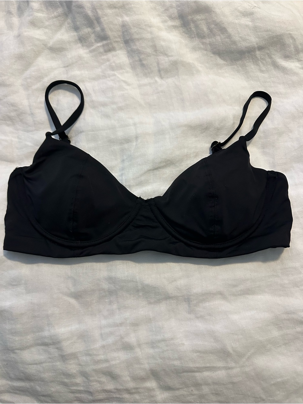 Andie Black Underwire Swim Bikini Top with Adjustable Straps